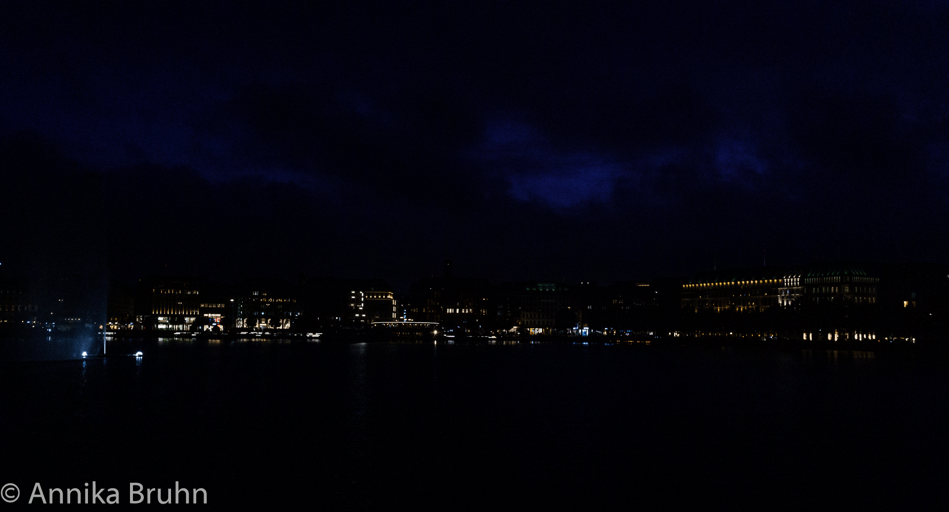 Binnenalster bei Nacht.2